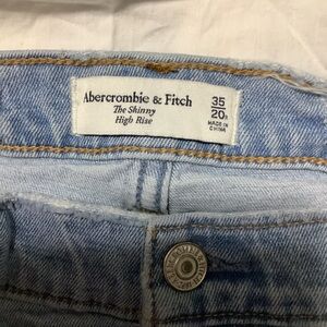 Abercrombie & Fitch Light Blue High Rise Jeans size 35/ 20R